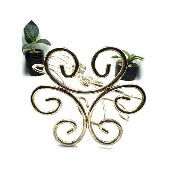 Vintage Metal Reindeer Candle Holder With Scroll Design - Picture 5 of 9